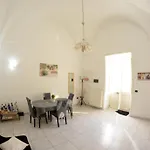 Daire Origini - With Private Garden