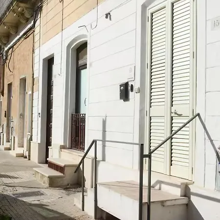 Origini - With Private Garden Daire *